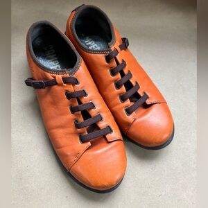 Camper Aire Orange Leather Lightweight Sturdy Sneakers. Size EU 41